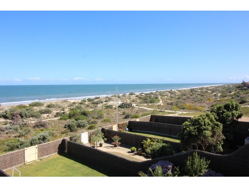 8 Bucknall Court, Tennyson SA 5022