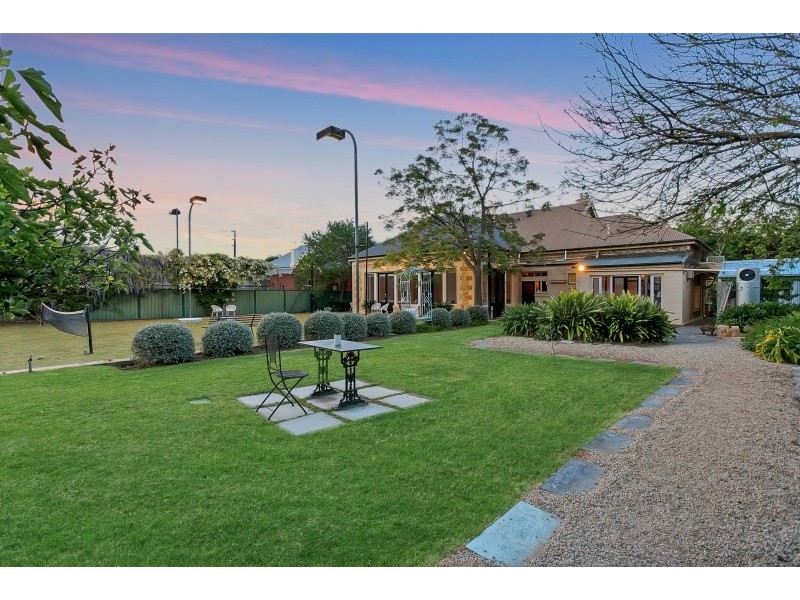 6 Balham Avenue, Kingswood SA 5062