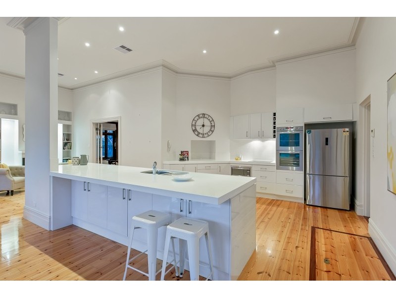 6 Balham Avenue, Kingswood SA 5062