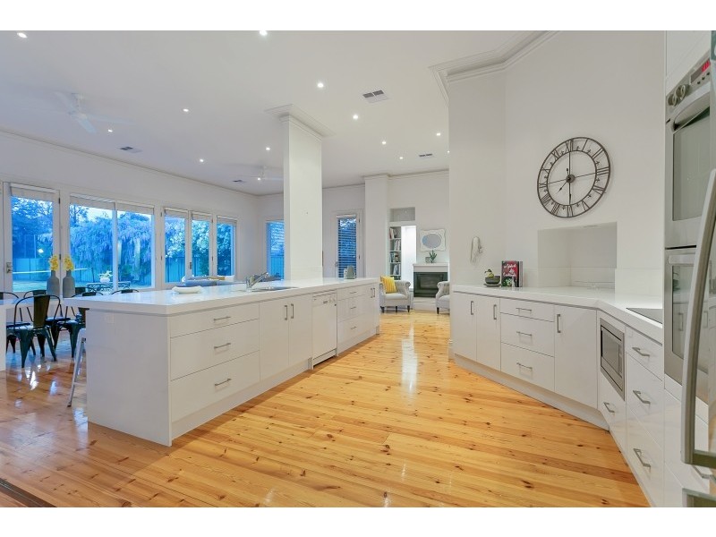 6 Balham Avenue, Kingswood SA 5062