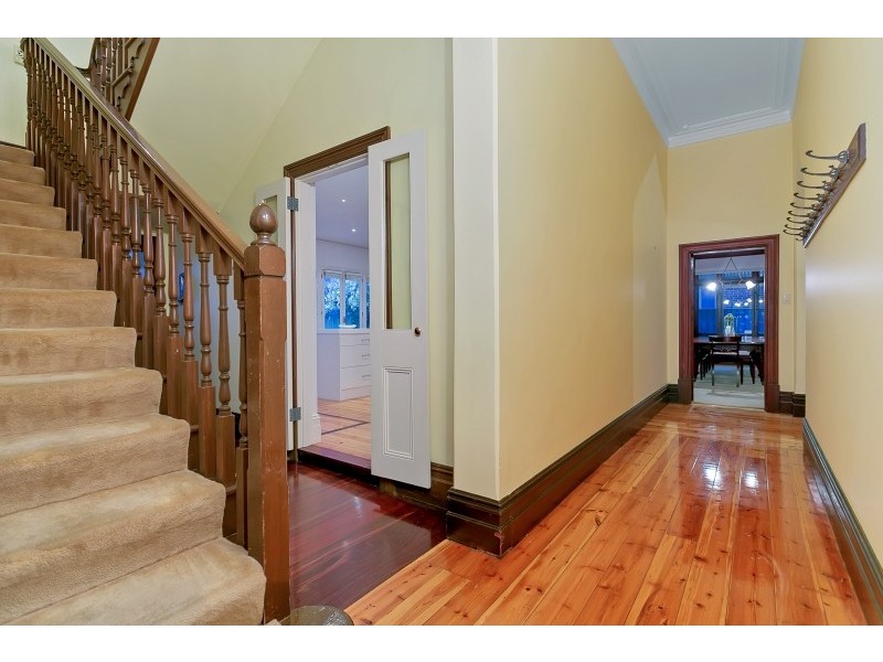 6 Balham Avenue, Kingswood SA 5062