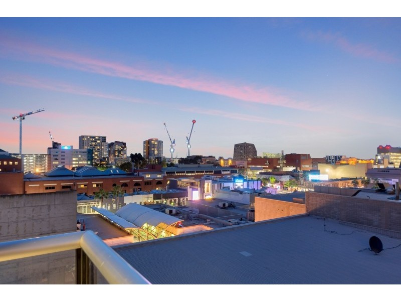 1011/102 – 105 North Terrace, Adelaide SA 5000