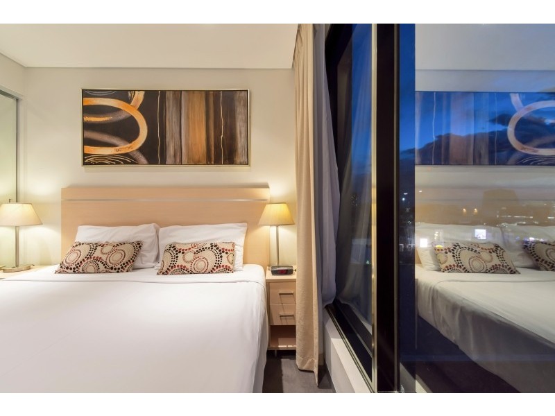 1011/102 – 105 North Terrace, Adelaide SA 5000