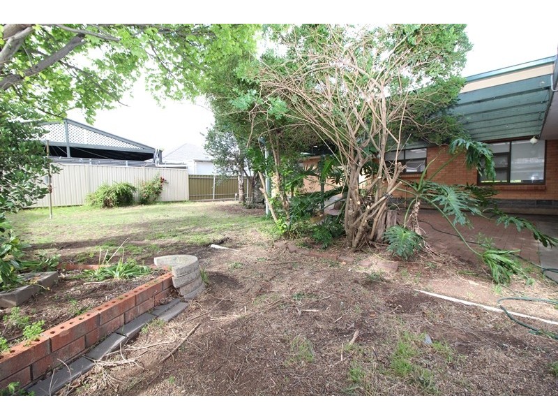 16 Hilda Avenue, Newton SA 5074