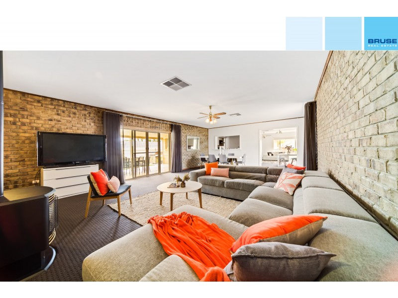 12 Grantham Grove, Paradise SA 5075