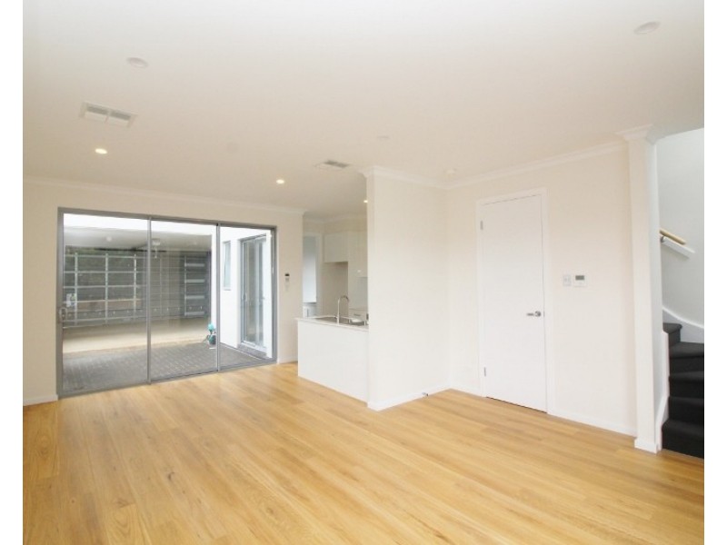 1/8 Tandanya Avenue, Hectorville SA 5073