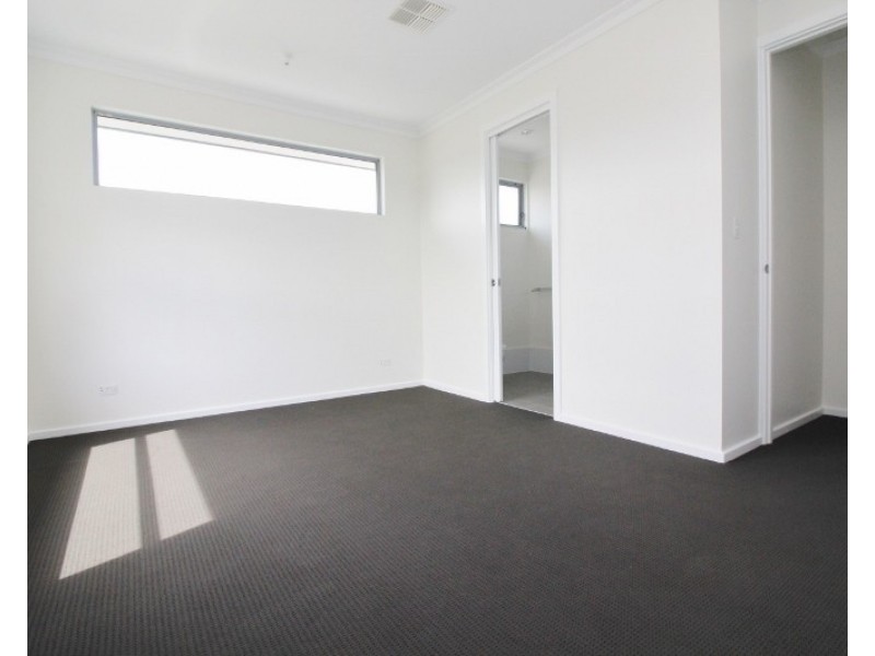 1/8 Tandanya Avenue, Hectorville SA 5073