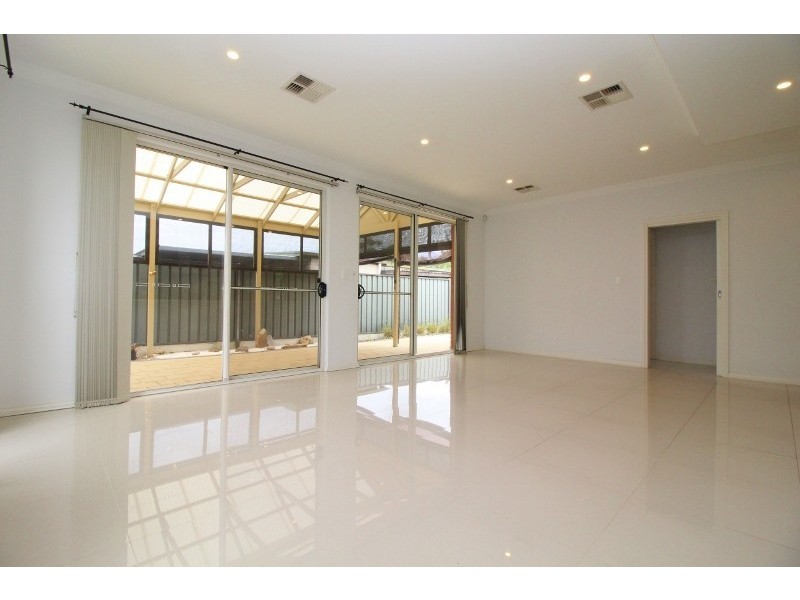 15A Carona Avenue, Gilles Plains SA 5086