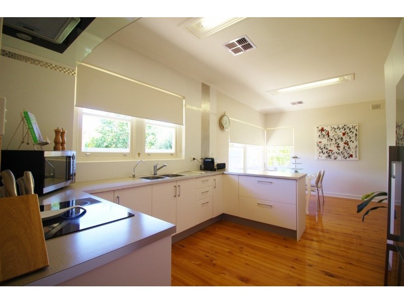 12 Brussels Street, Broadview SA 5083