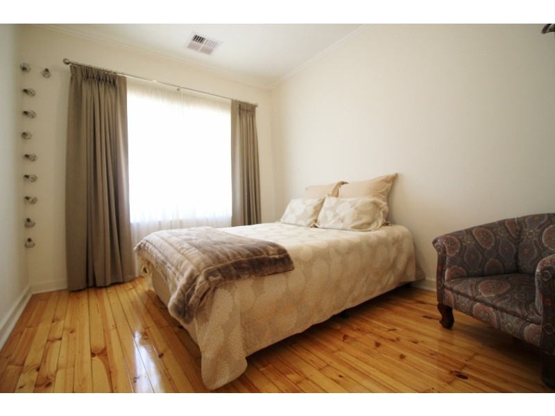 12 Brussels Street, Broadview SA 5083