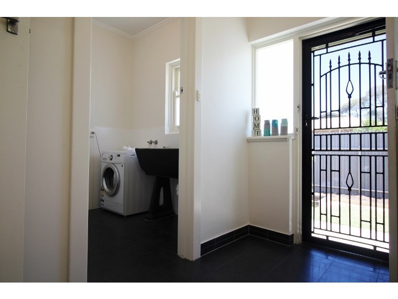 12 Brussels Street, Broadview SA 5083