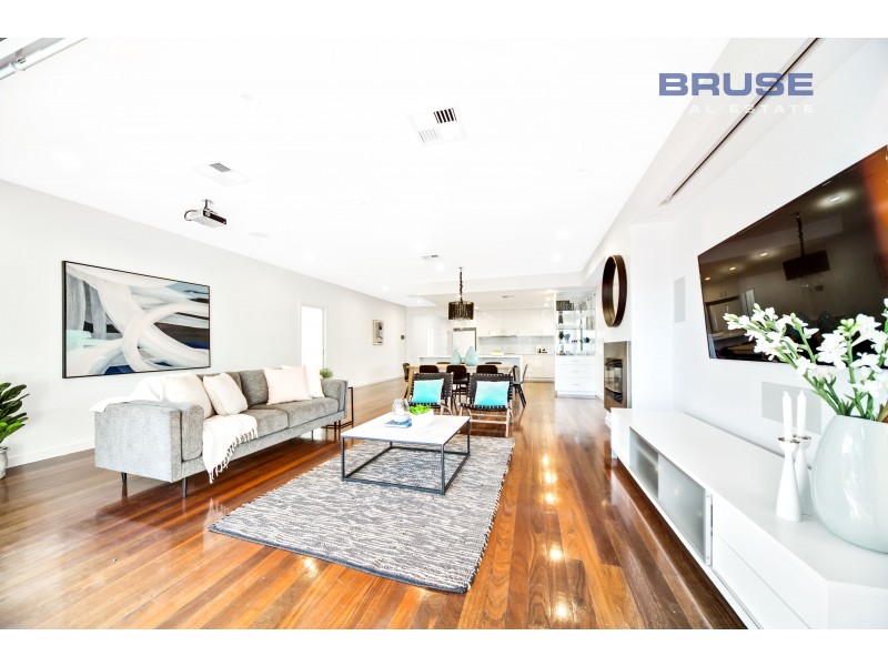 16 Dinwoodie Avenue, Clarence Gardens SA 5039