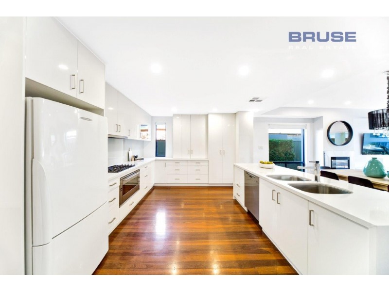 16 Dinwoodie Avenue, Clarence Gardens SA 5039