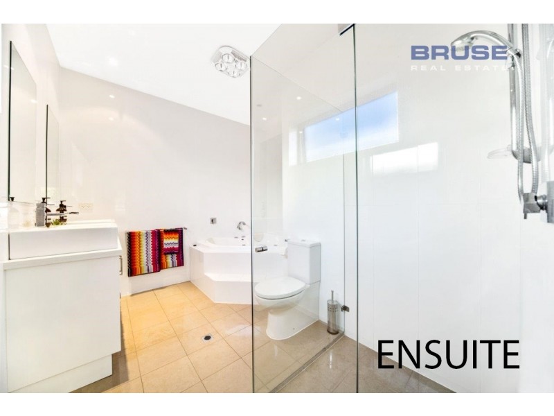 16 Dinwoodie Avenue, Clarence Gardens SA 5039