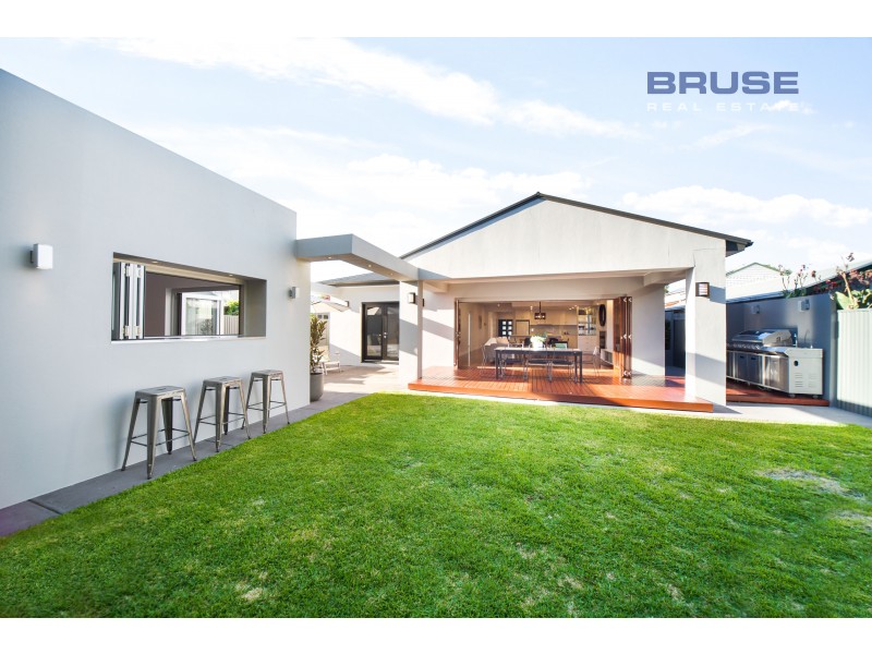 16 Dinwoodie Avenue, Clarence Gardens SA 5039