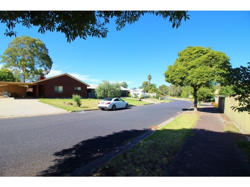 34 Parkinson Avenue, Dernancourt SA 5075