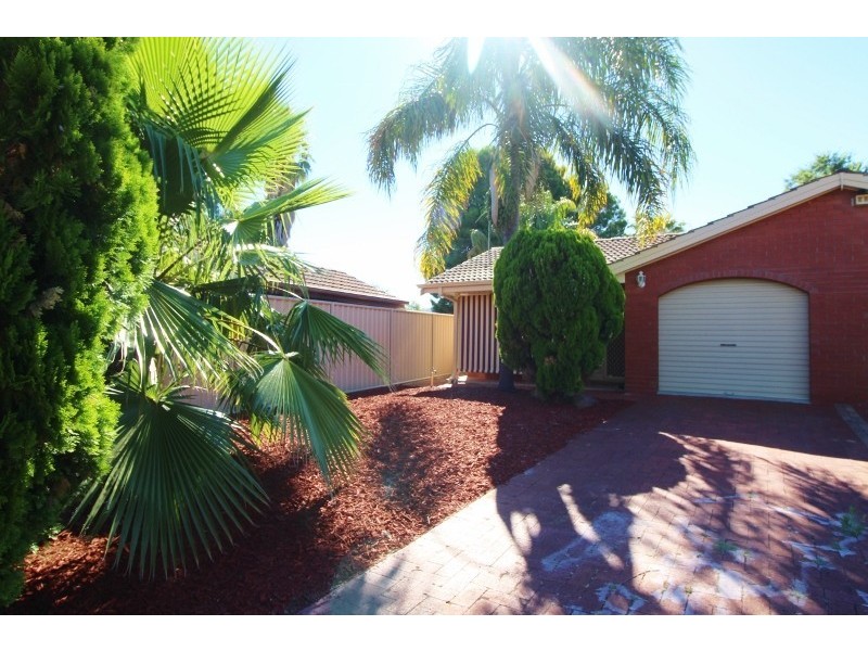 12A Willow Drive, Paradise SA 5075