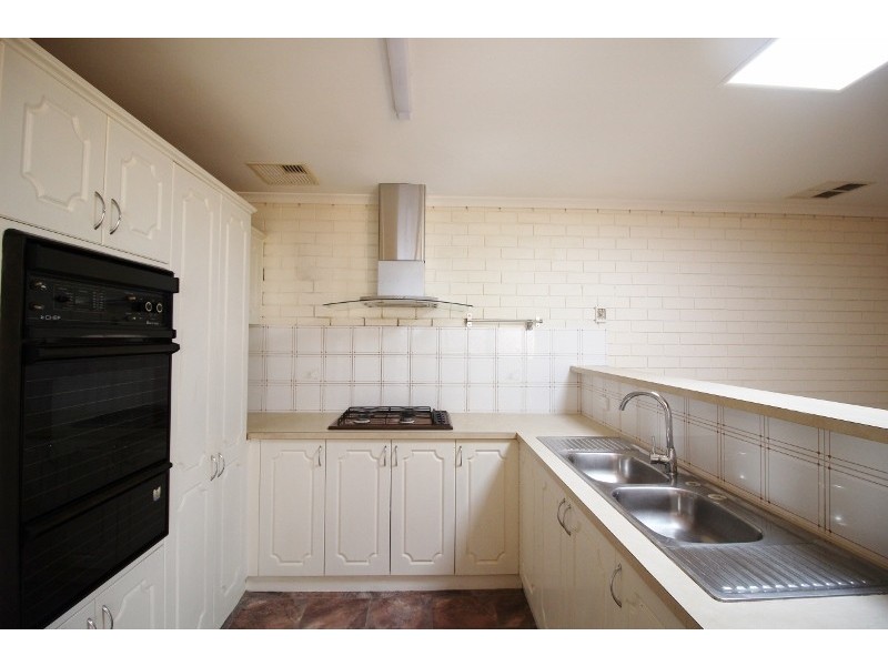 12A Willow Drive, Paradise SA 5075
