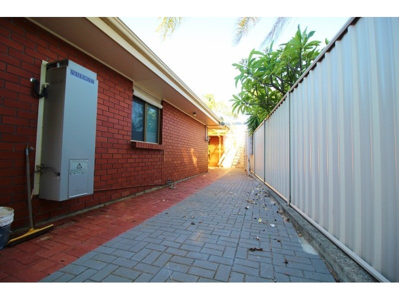 12A Willow Drive, Paradise SA 5075