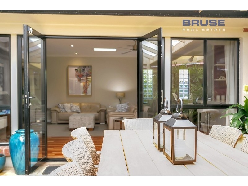 4 Bradman Court, Kensington Park SA 5068