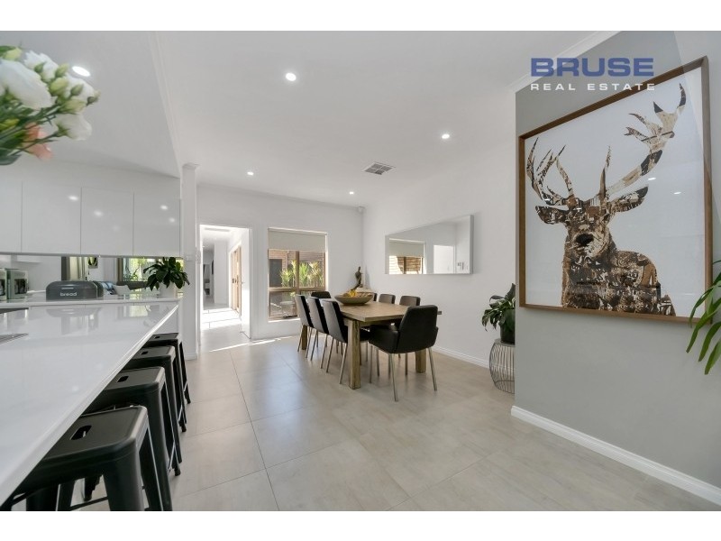 9A Meadow Avenue, Campbelltown SA 5074