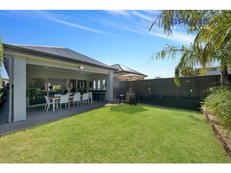 9A Meadow Avenue, Campbelltown SA 5074