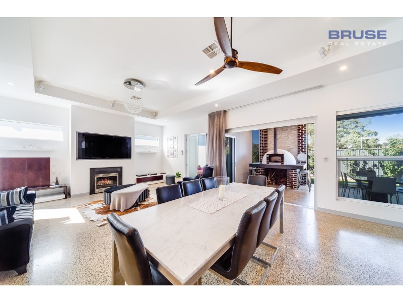 5 Sage Crescent, Woodville West SA 5011