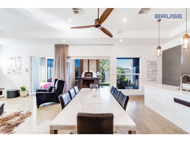 5 Sage Crescent, Woodville West SA 5011