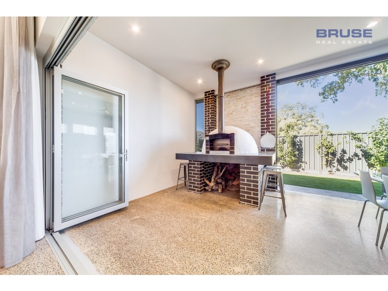 5 Sage Crescent, Woodville West SA 5011