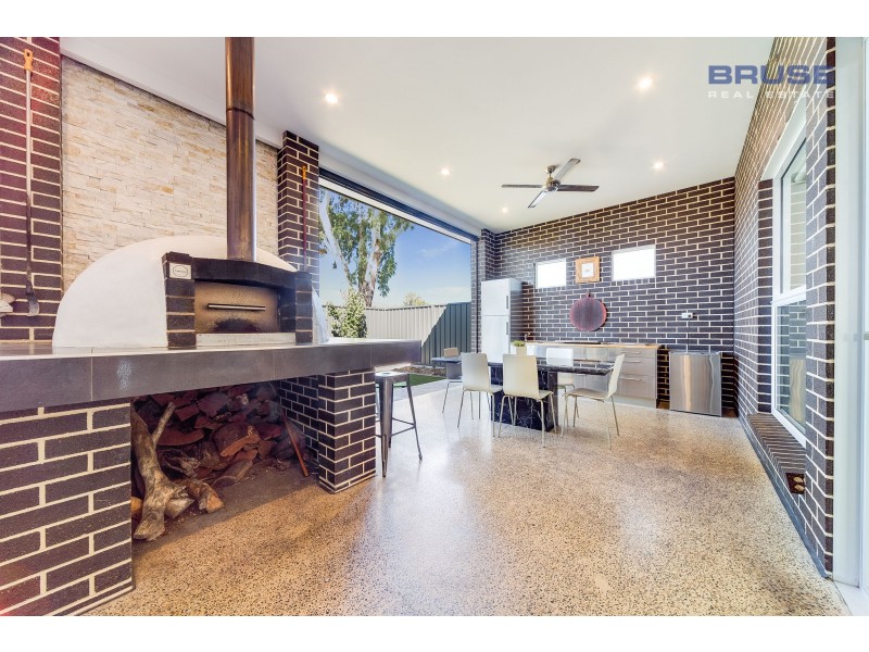 5 Sage Crescent, Woodville West SA 5011