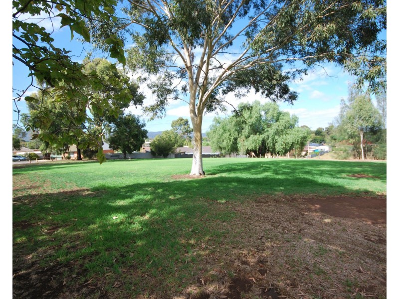 10 Raymel Crescent, Campbelltown SA 5074
