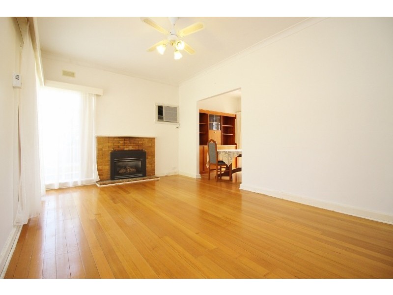 1 Iona Avenue, Woodforde SA 5072