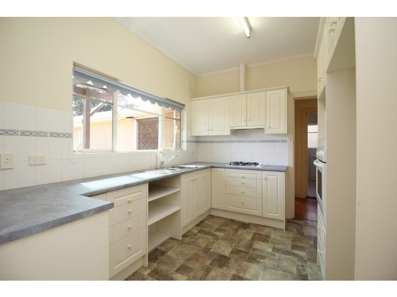 1 Iona Avenue, Woodforde SA 5072