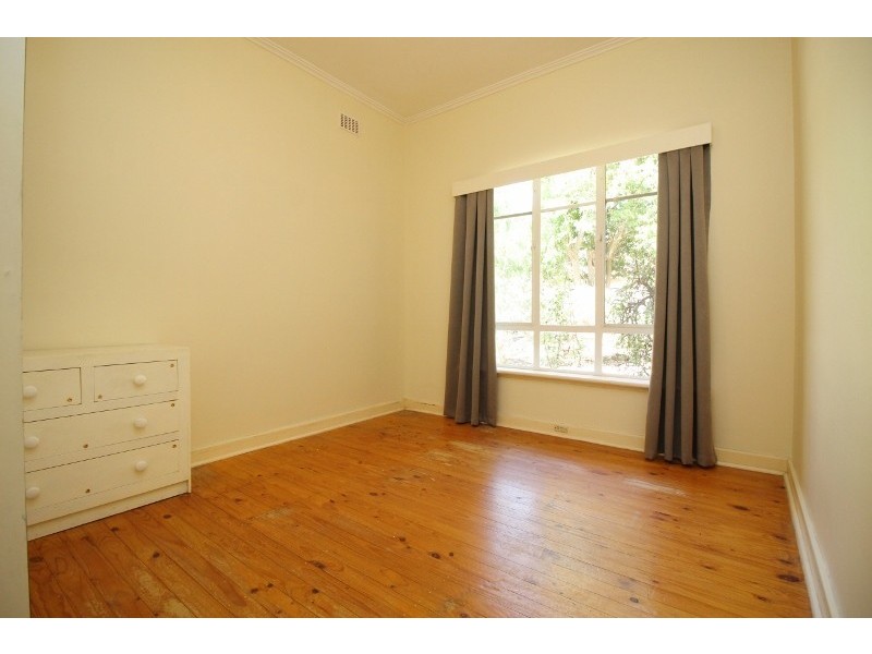 1 Iona Avenue, Woodforde SA 5072