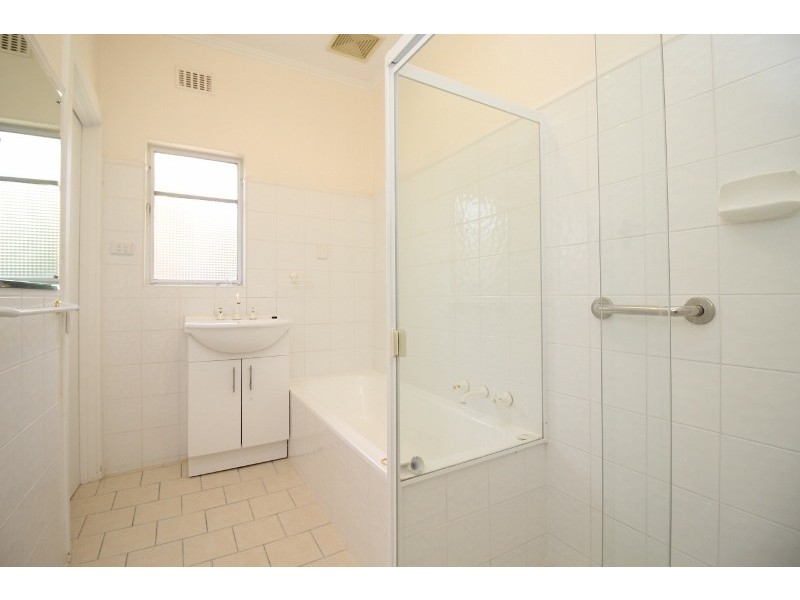 1 Iona Avenue, Woodforde SA 5072