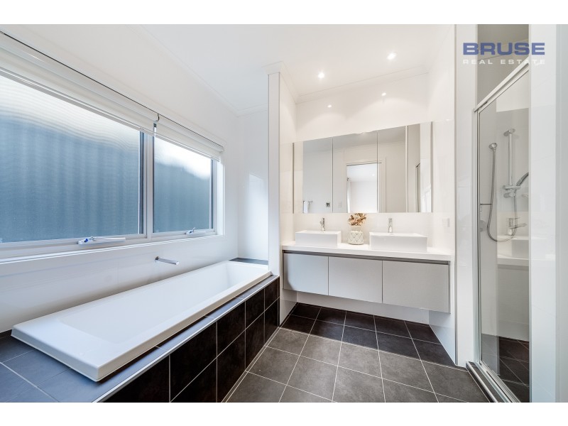 1B Rita Avenue, Rostrevor SA 5073