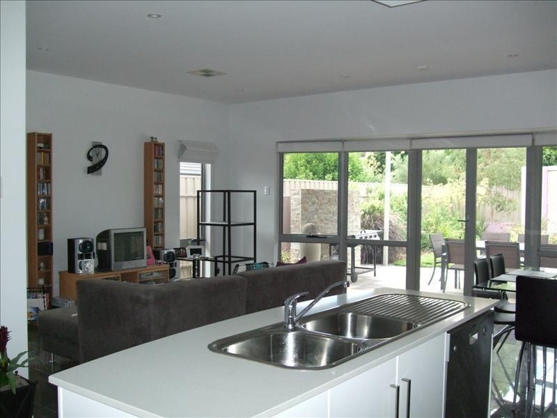 5B Peter Avenue, Campbelltown SA 5074