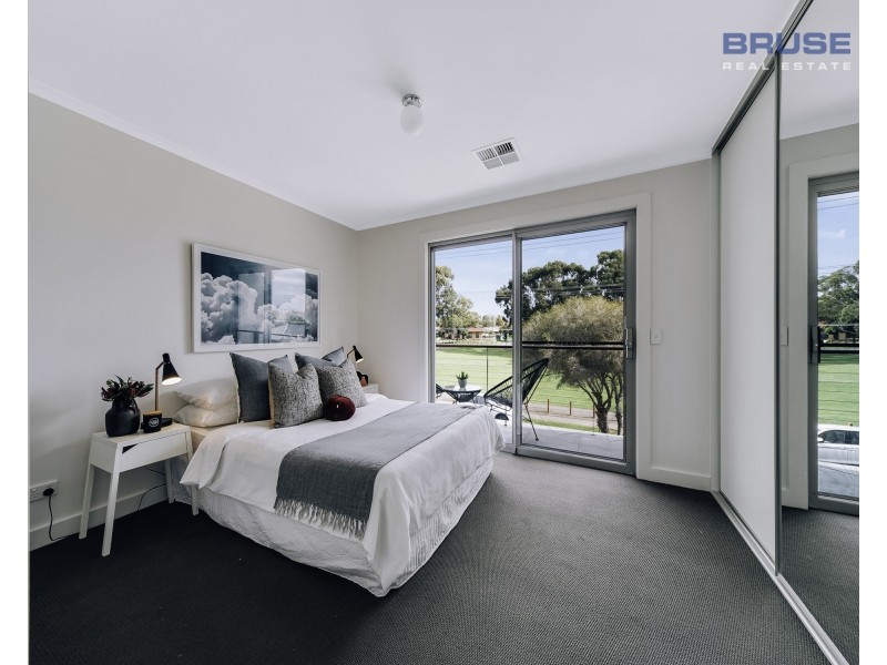 72 Tasman Avenue, Gilles Plains SA 5086