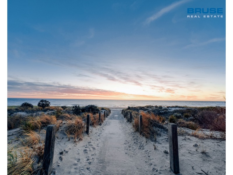 447A Esplanade, Grange SA 5022