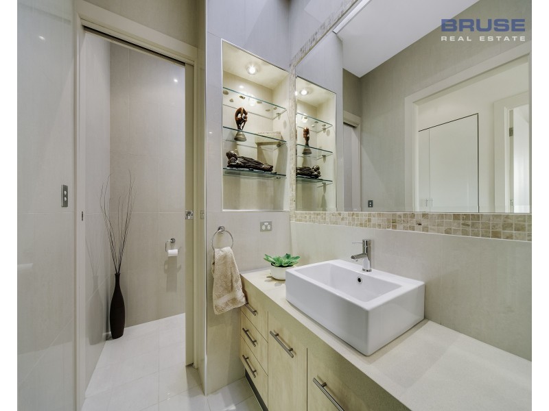 447A Esplanade, Grange SA 5022