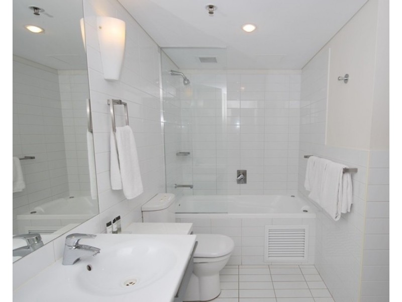 809/102 – 105 North Terrace, Adelaide SA 5000