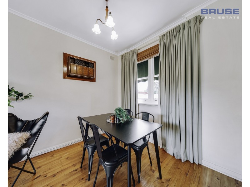 4 Lancaster Avenue, Valley View SA 5093