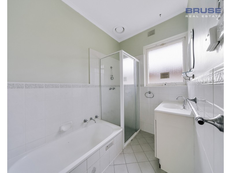 4 Lancaster Avenue, Valley View SA 5093