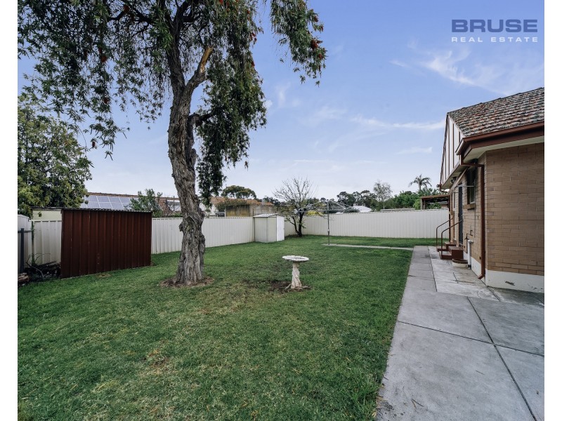 4 Lancaster Avenue, Valley View SA 5093