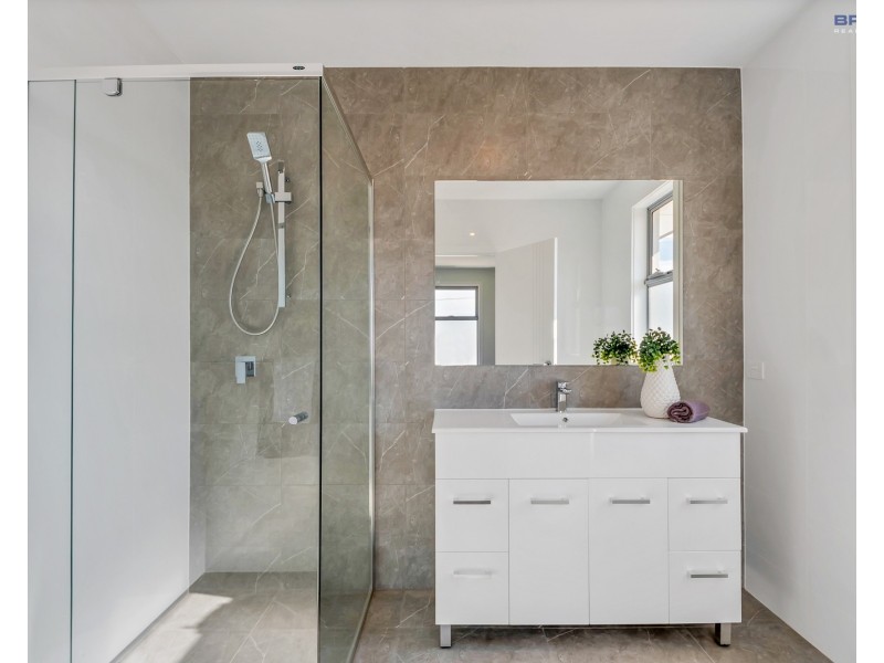 39 Sheridan Street, Woodville North SA 5012