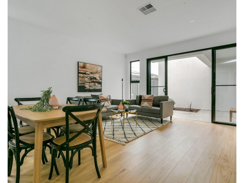 Res 2/12 Nalara Avenue, Rostrevor SA 5073
