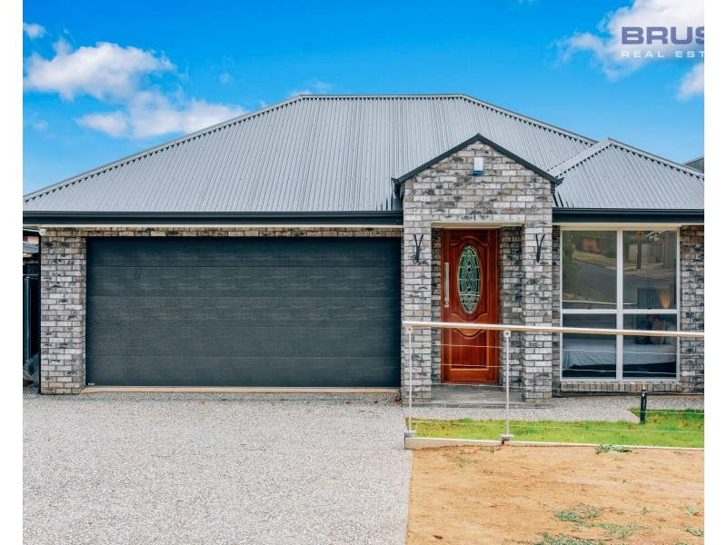 28A Southern Terrace, Holden Hill SA 5088