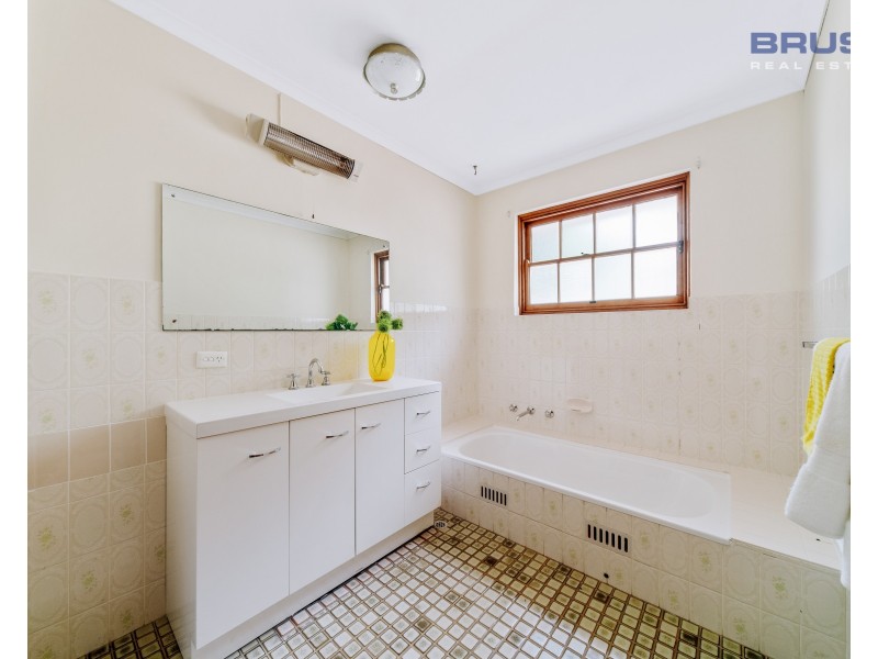 14 Morland Avenue, Stonyfell SA 5066