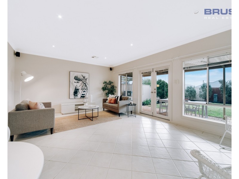 8B Sallis Avenue, Tranmere SA 5073