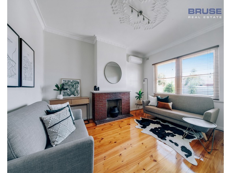 9 Inverell Avenue, North Plympton SA 5037